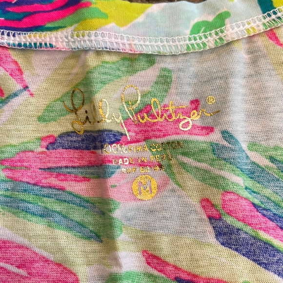 Lily Pulitzer V-neck, Medium - Picture 2 of 3
